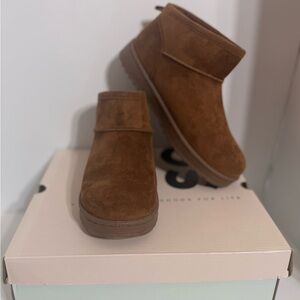 SO® Lupita Women's Cozy Mini Boots